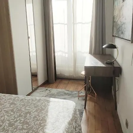 Luxueux Sur Jardin דירה